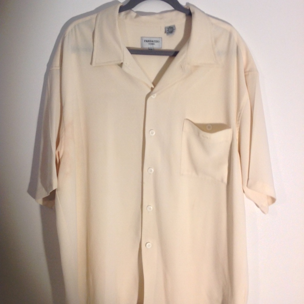 Men's Shirt  Off White. Stain front Right Pit